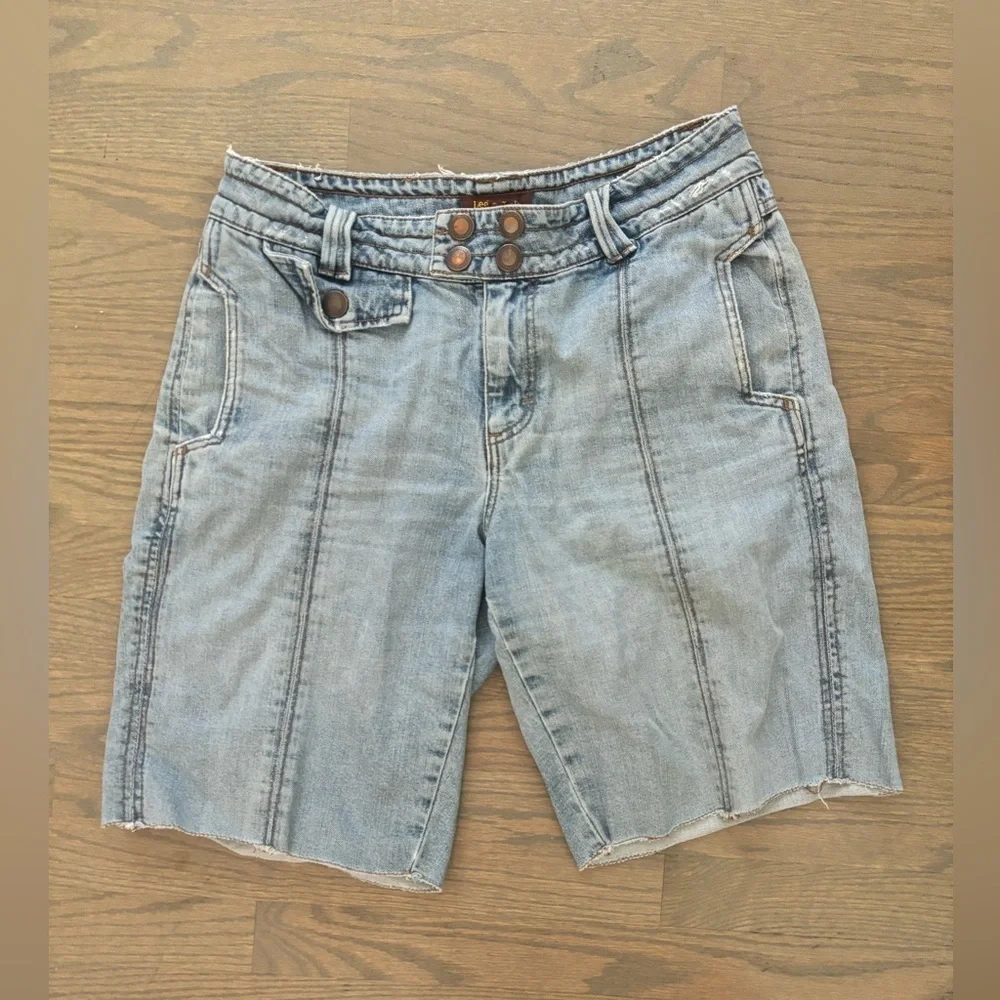 Lee Vintage women’s Denim Jorts Long Shorts Bermuda’s size 9/10